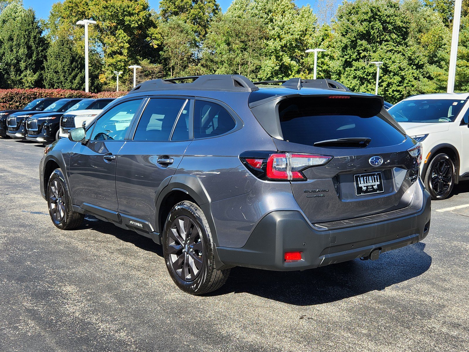 Used 2025 Subaru Outback Onyx Edition XT AWD/4WD image 3