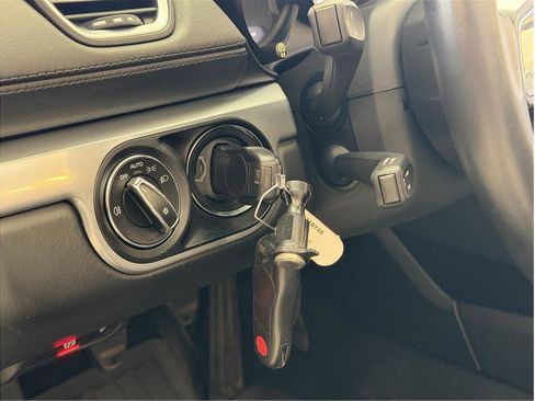 Used 2019 Porsche 718 Boxster image 21