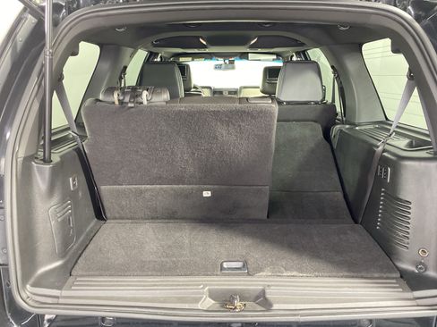 Used 2014 Lincoln Navigator 4WD image 33