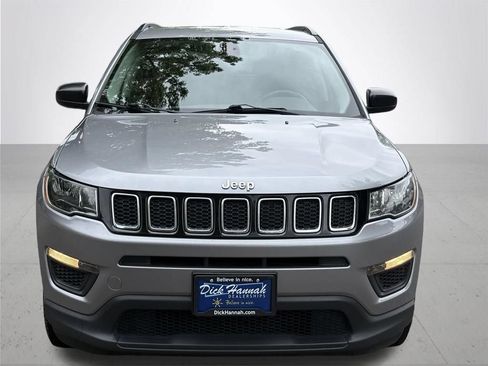 Used 2017 Jeep Compass Sport w/ Tech Group AWD/4WD image 2