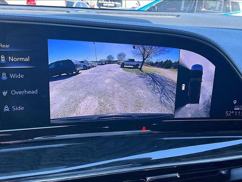 Used 2024 Cadillac Escalade Premium Luxury image 20