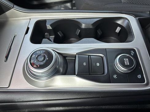 Certified 2023 Ford Explorer XLT image 25