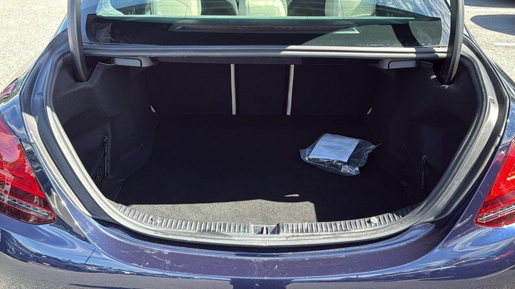 Used 2021 Mercedes-Benz C 300 4MATIC Sedan image 28
