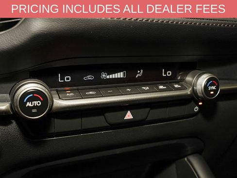 Used 2025 MAZDA MAZDA3 s FWD image 13