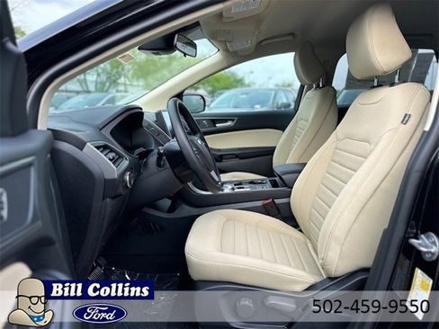 New 2024 Ford Edge SE image 8