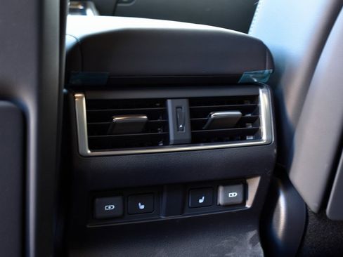 Used 2025 Lexus GX 550 image 26