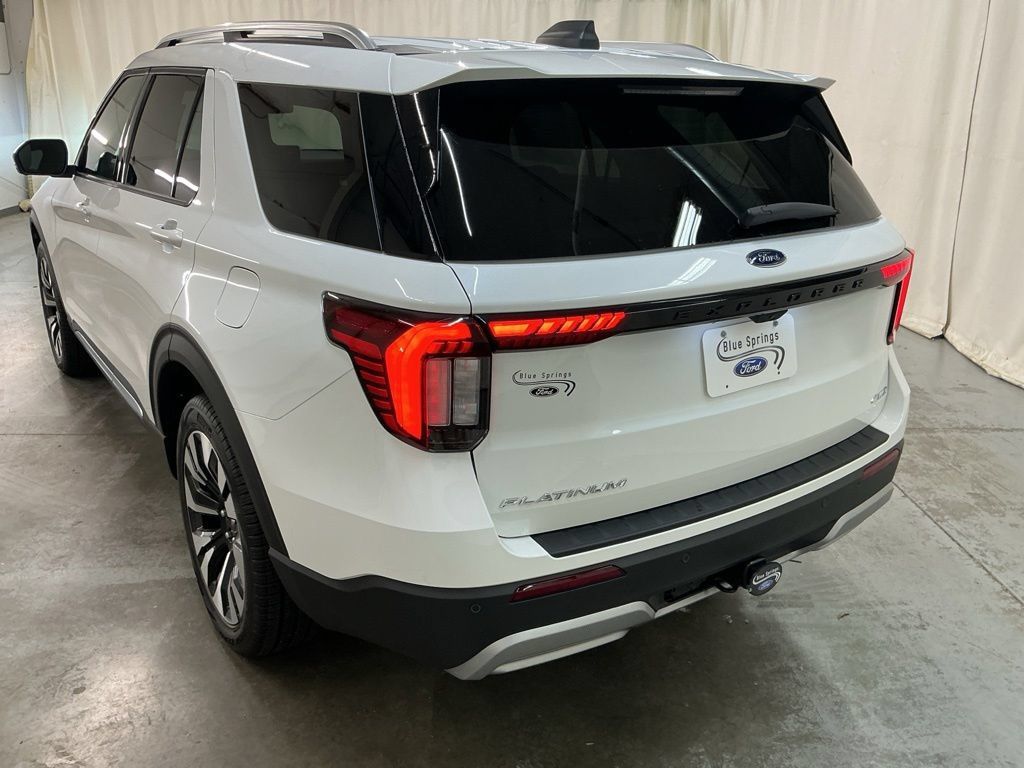 New 2026 Ford Explorer Platinum w/ LUX Leather Package AWD/4WD image 10