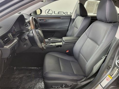 Used 2016 Lexus ES 350 w/ Premium Package w/Wood Trim image 17