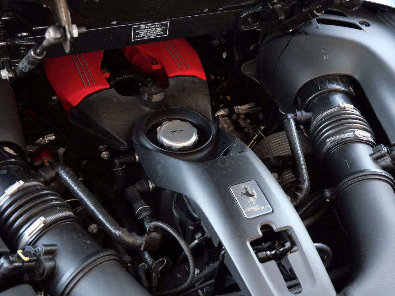 Used 2018 Ferrari 488 Spider RWD image 26