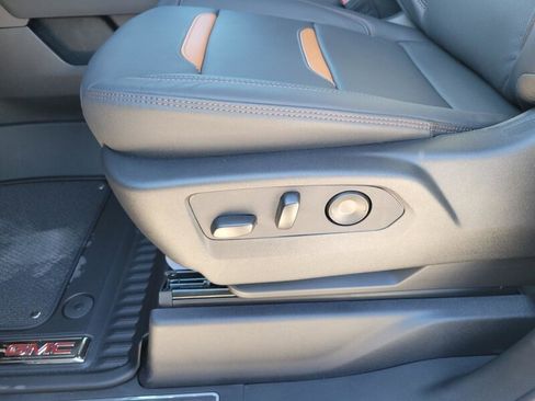 New 2026 GMC Sierra 1500 AT4 w/ AT4 Premium Package image 25