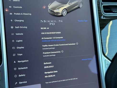 Used 2016 Tesla Model S 70 RWD image 34