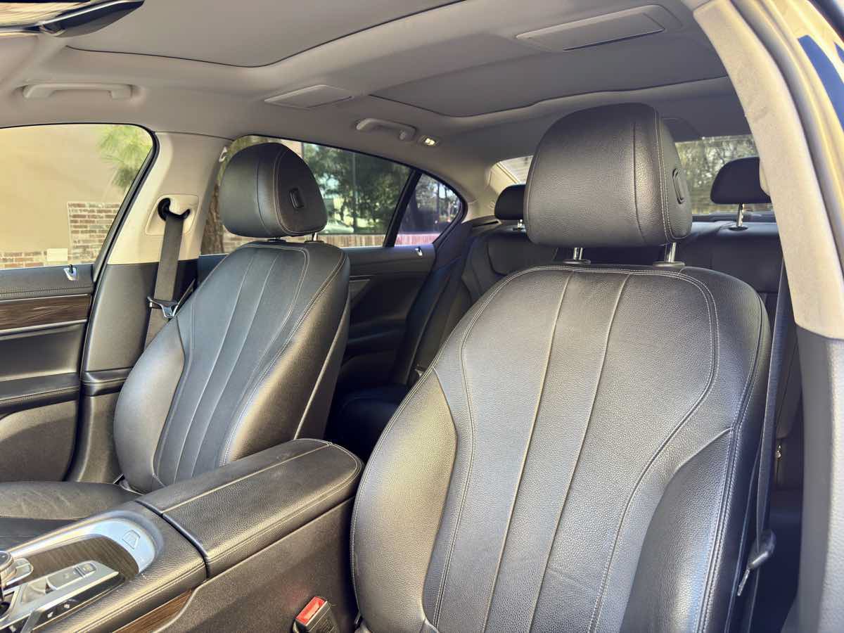 Used 2016 BMW 740i RWD image 36