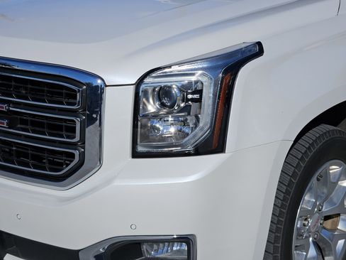 Used 2017 GMC Yukon SLT w/ Open Road Package image 11