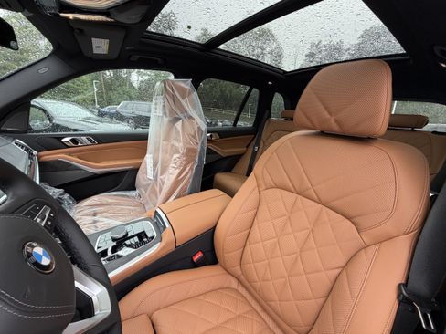 New 2026 BMW X5 xDrive40i AWD/4WD image 9