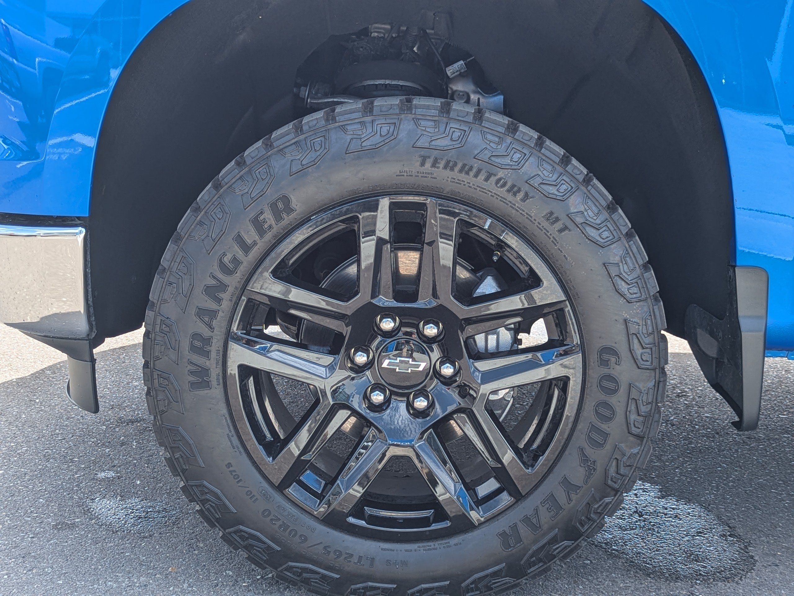 Used 2026 Chevrolet Silverado 1500 LT AWD/4WD image 60