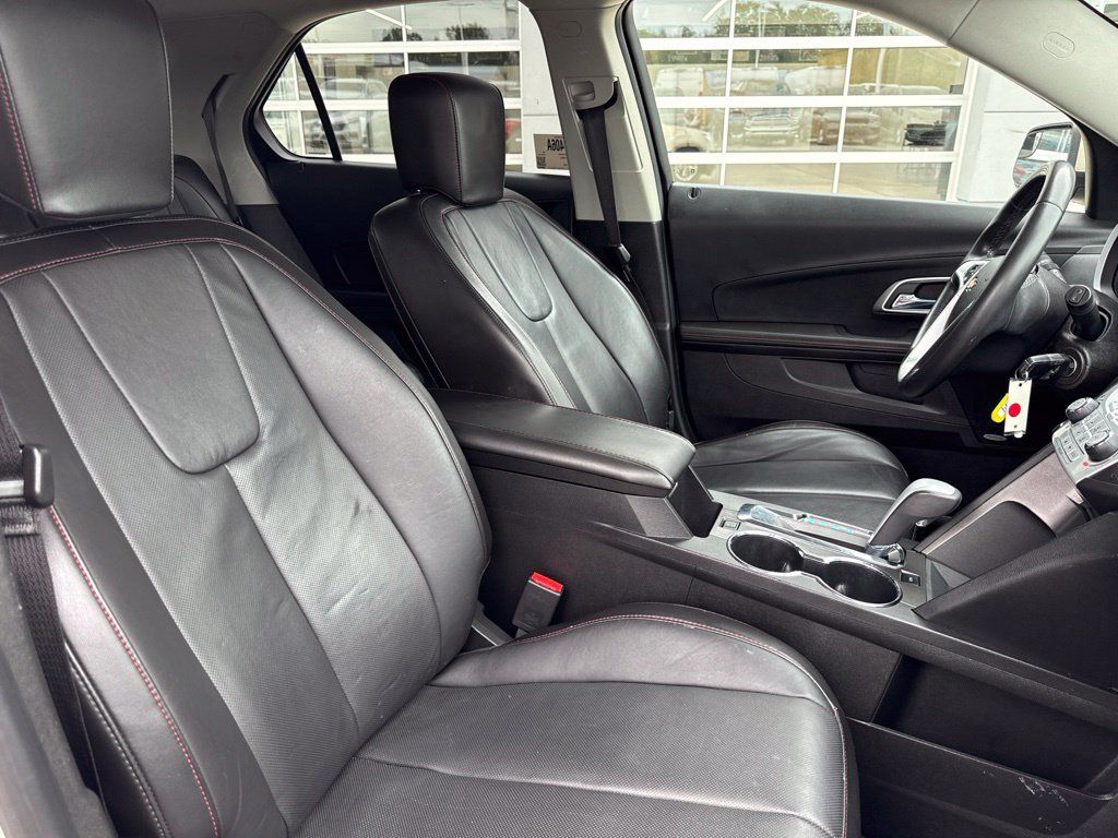 Used 2012 Chevrolet Equinox LT FWD image 33