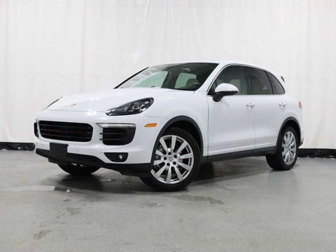 Used 2015 Porsche Cayenne S AWD/4WD image 1