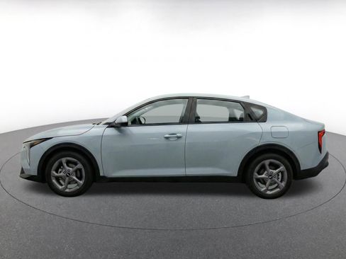 Used 2025 Kia K4 FWD image 4