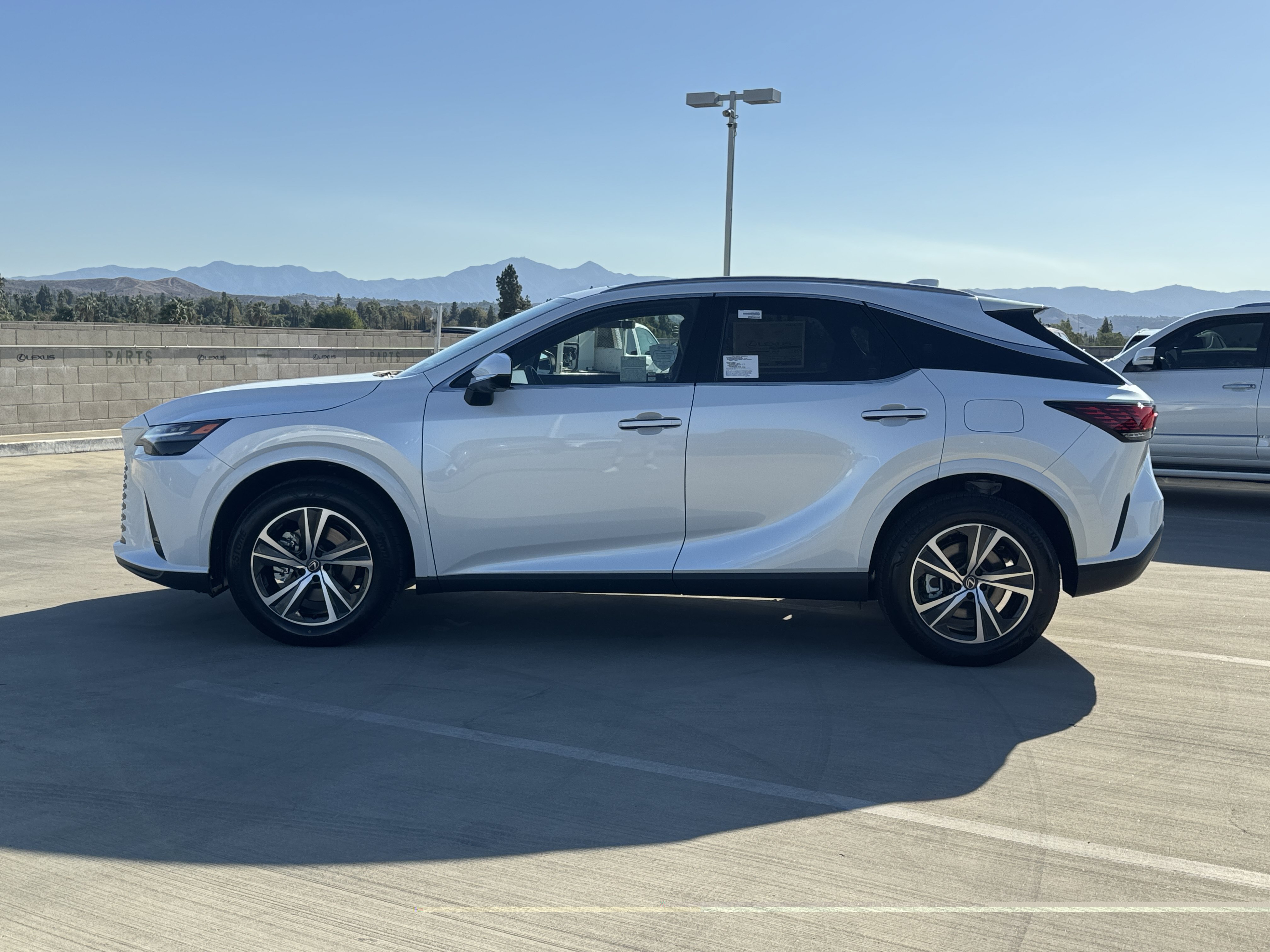 New 2026 Lexus RX 350 FWD image 6