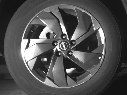 Used 2025 Nissan Rogue SV AWD/4WD image 15