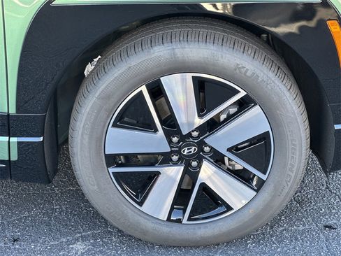 Used 2026 Hyundai Ioniq 9 SEL image 12