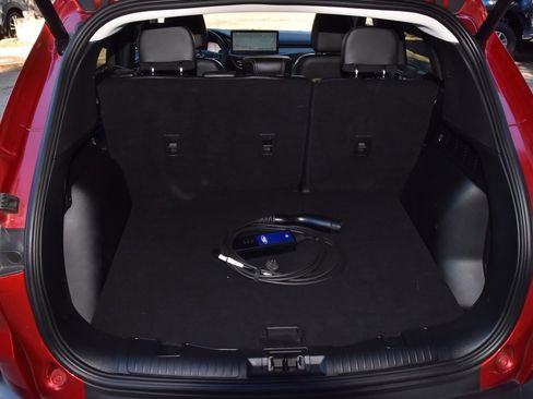 Used 2024 Ford Escape SE image 35