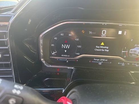 Used 2023 GMC Sierra 1500 SLT w/ SLT Premium Package image 10