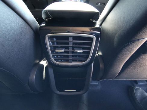 Used 2023 Lincoln Nautilus FWD w/ Premium Package image 39
