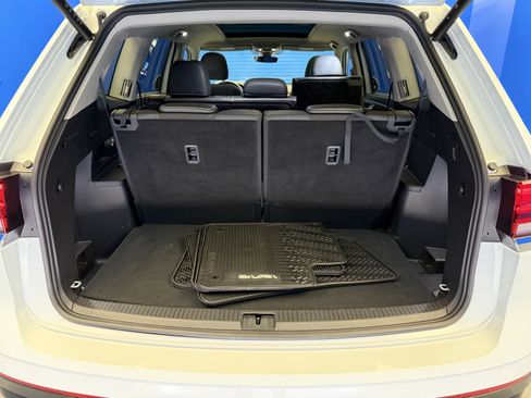 Certified 2025 Volkswagen Atlas SE w/ Panoramic Sunroof Package AWD/4WD image 28
