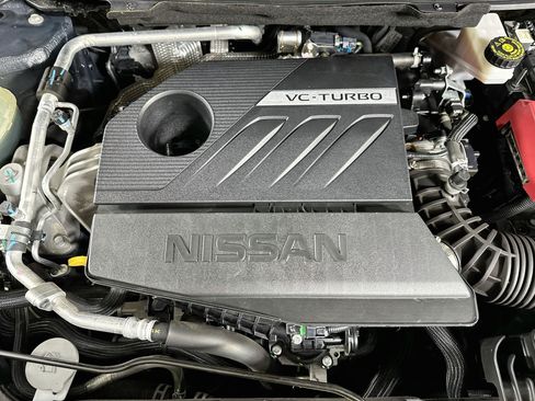 Used 2025 Nissan Rogue SV AWD/4WD image 32