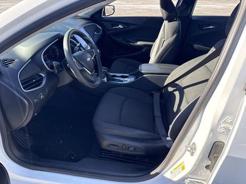 Used 2022 Chevrolet Malibu LT image 18