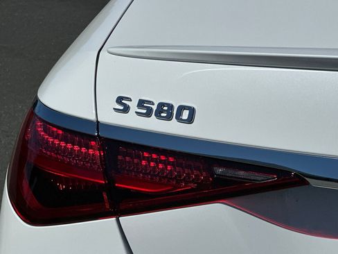 New 2025 Mercedes-Benz S 580 4MATIC Sedan image 26