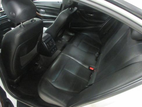 Used 2015 BMW 328i xDrive 328i xDrive AWD 4dr Sedan SULE image 17