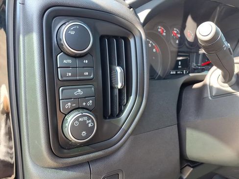 Used 2024 Chevrolet Silverado 1500 Custom Trail Boss w/ LPO, Dark Essentials Package image 23