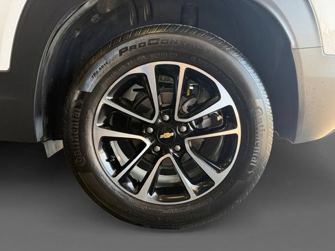 Used 2024 Chevrolet TrailBlazer LT w/ LT Cold Weather Package FWD image 16