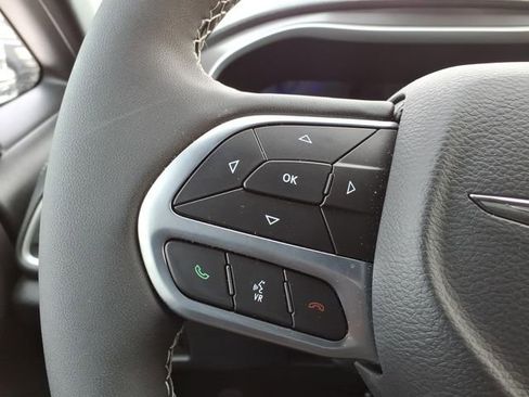 New 2026 Chrysler Pacifica Select image 19