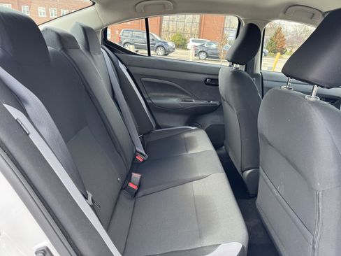 Used 2025 Nissan Versa S w/ S Plus Package image 31