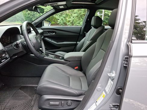 Used 2025 Honda Accord Sport image 14
