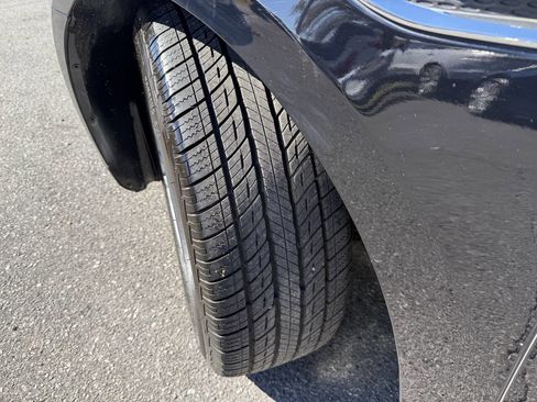 Used 2017 Ford Taurus SEL w/ Equipment Group 201A image 23