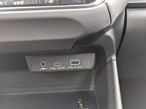 Used 2024 Subaru Crosstrek 2.5i Wilderness image 33