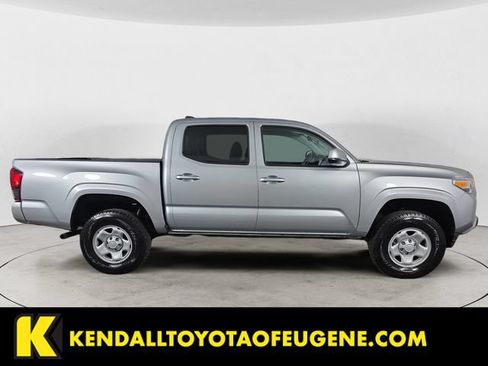 Used 2023 Toyota Tacoma SR AWD/4WD image 4