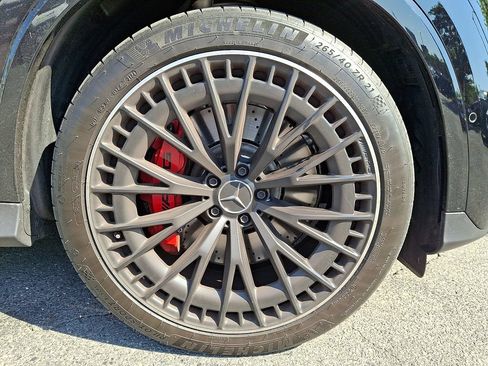 Used 2025 Mercedes-Benz GLC 63 AMG S image 5