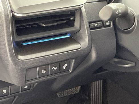 New 2026 Toyota Prius Plug-In Hybrid image 12