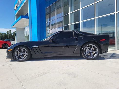 Used 2011 Chevrolet Corvette Grand Sport w/ Preferred Equipment Group RWD image 5