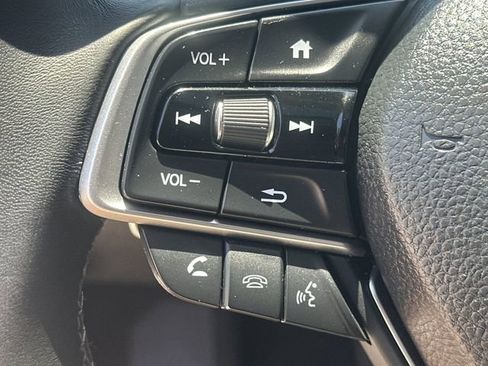 Used 2019 Honda Accord Touring image 25