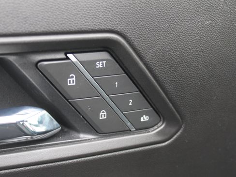 New 2026 Chevrolet Colorado Z71 w/ Technology Package image 11