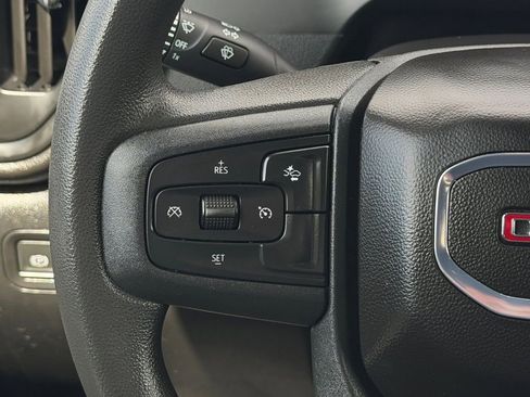 Used 2024 GMC Sierra 1500 Pro w/ Pro Value Package image 17