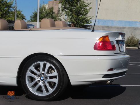 Used 2001 BMW 330Ci Convertible image 19
