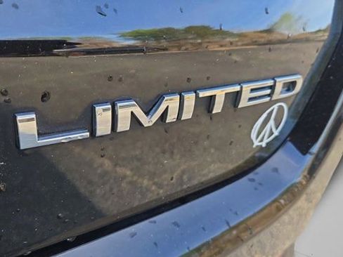 Used 2017 Jeep Compass Limited AWD/4WD image 32