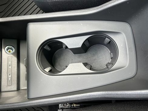Used 2023 Audi Q4 e-tron Prestige AWD/4WD image 32
